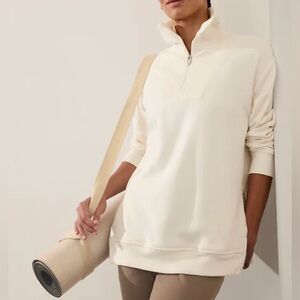 Athleta Cozy Karma 1/2 Zip Sweatshirt Size M